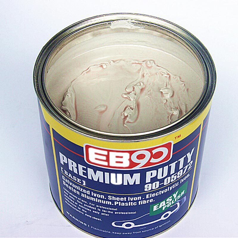 原子灰俗稱膩?zhàn)樱址Q不飽和聚酯樹脂膩?zhàn)樱⑽拿篜oly-Putty Base, 是發(fā)展較快的一種新型嵌填材料，能很好地附著在物體表面，并在干燥過程中不產(chǎn)生裂紋。 