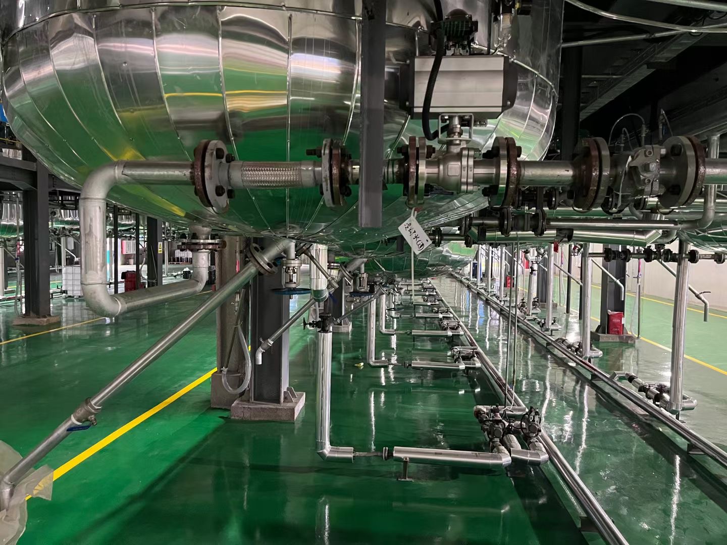 湖南 婁底 反應(yīng)釜 及鋼結(jié)構(gòu)平臺(tái) 管道及生產(chǎn)平臺(tái)EPC(圖9)