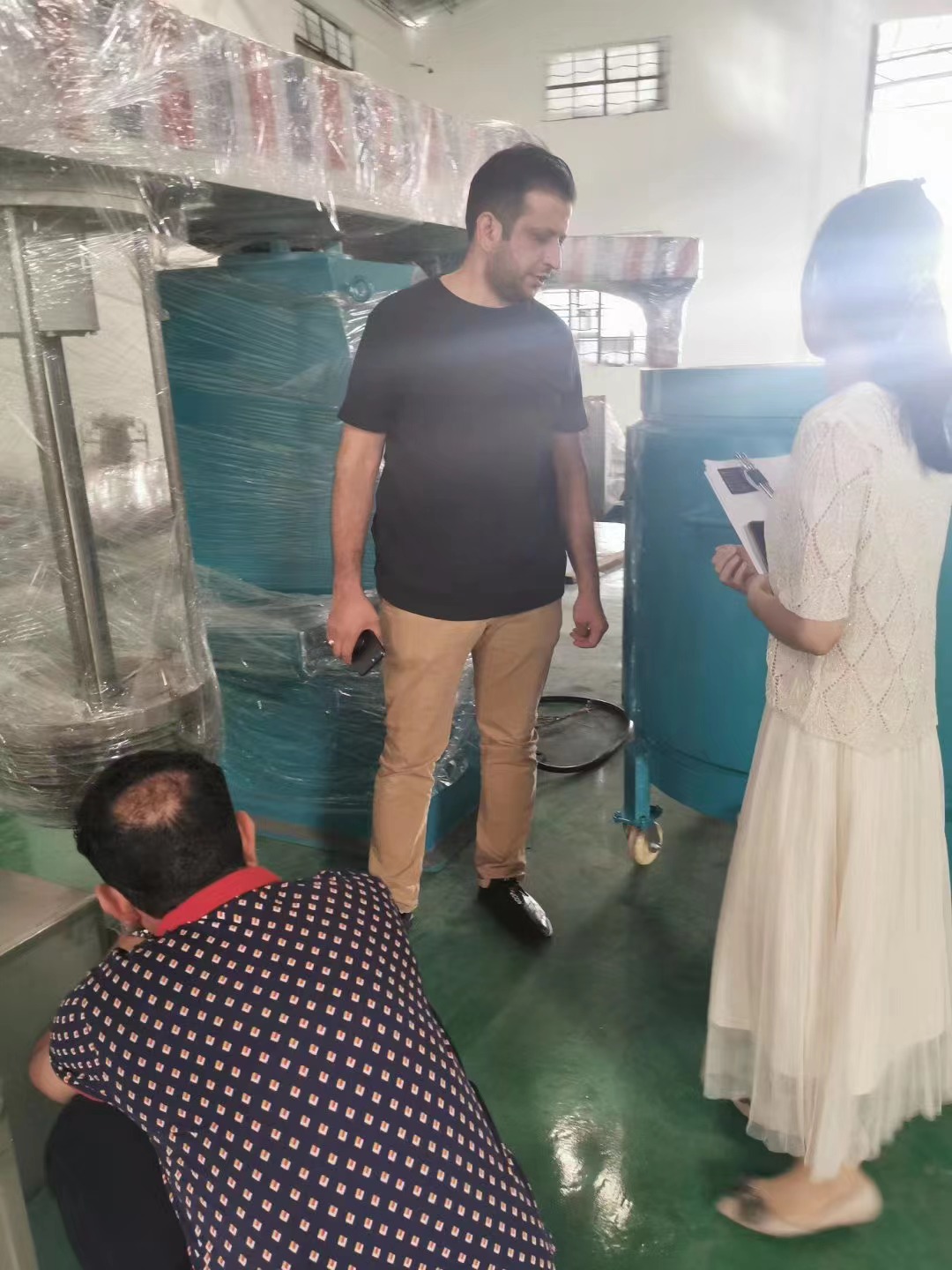 發往 迪拜 阿聯酋 高速分散機 及蝶式攪拌機采購項目(圖4)